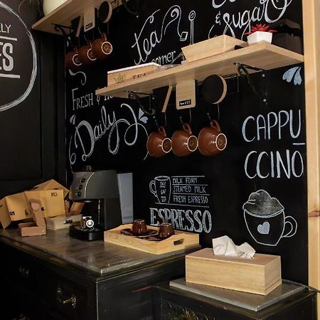 Don Pes Travel Rooms Sassari Eksteriør bilde