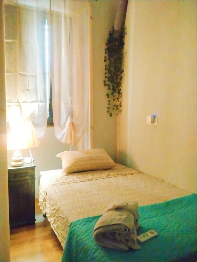 Don Pes Travel Rooms Sassari Eksteriør bilde