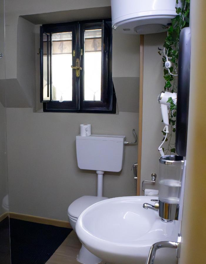 Don Pes Travel Rooms Sassari Eksteriør bilde